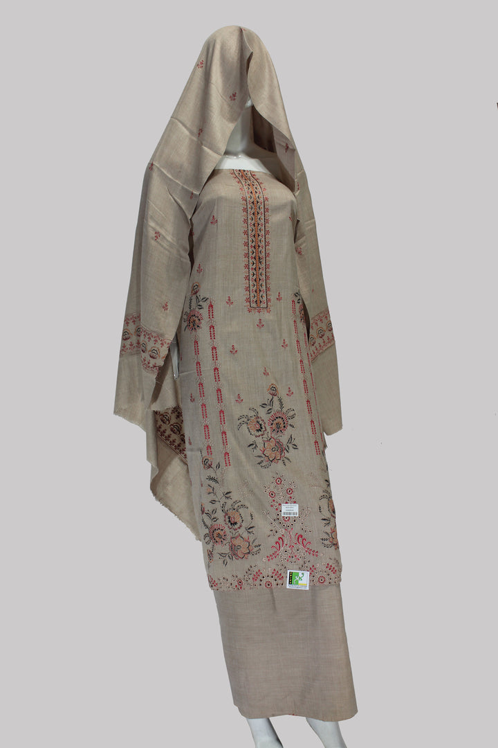 Zarina – Embroidered Suit