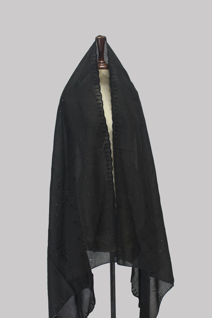 Sumbal – Embroidered Chadder