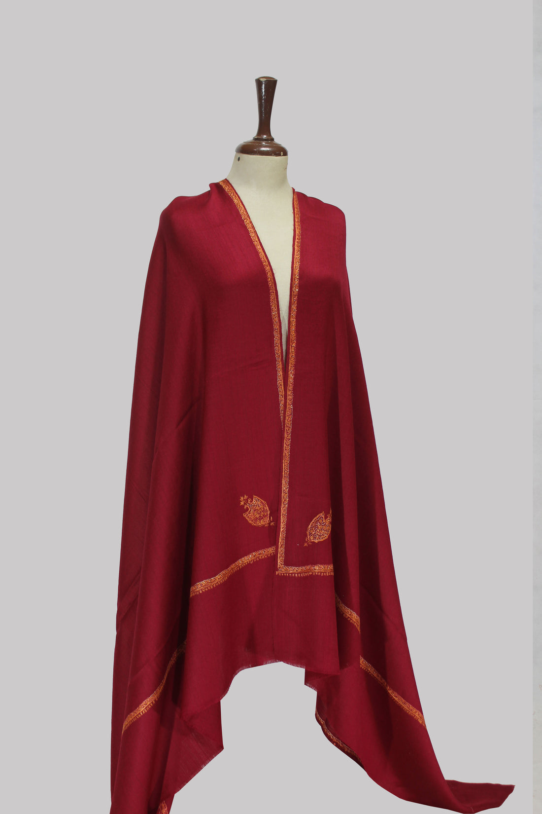 Noir Kashida Elegance Shawl