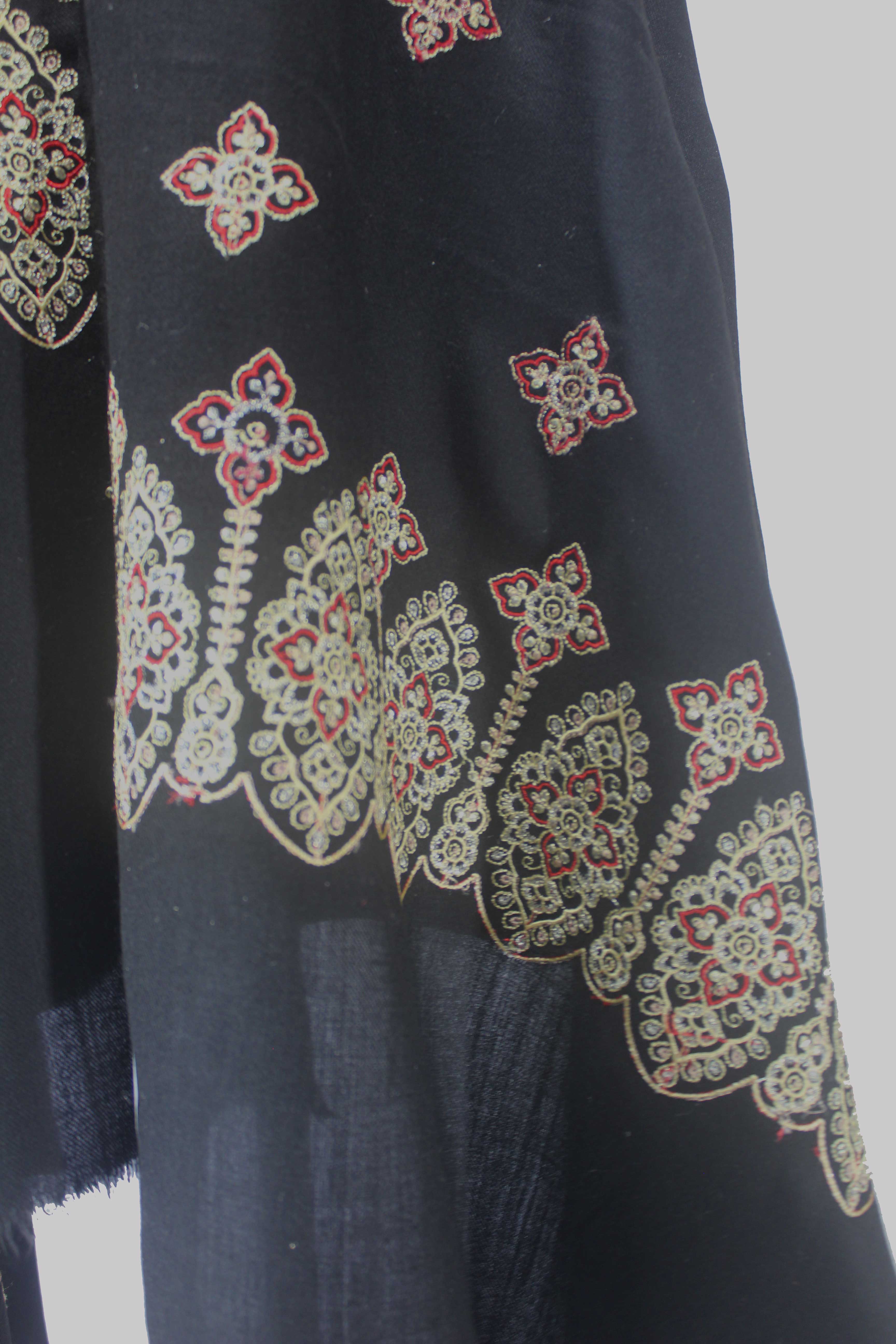 Midnight Mughal Bloom