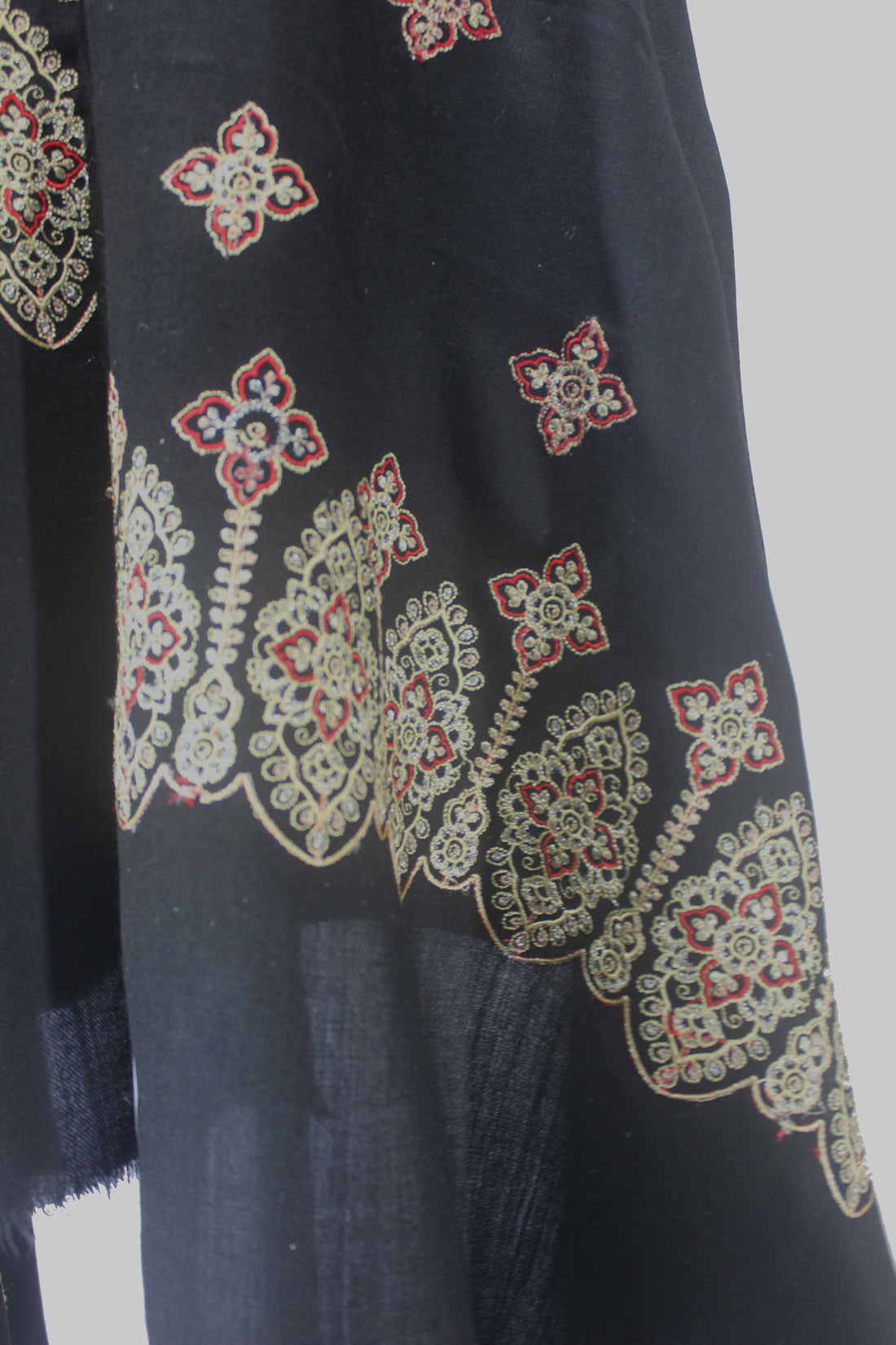 Midnight Mughal Bloom