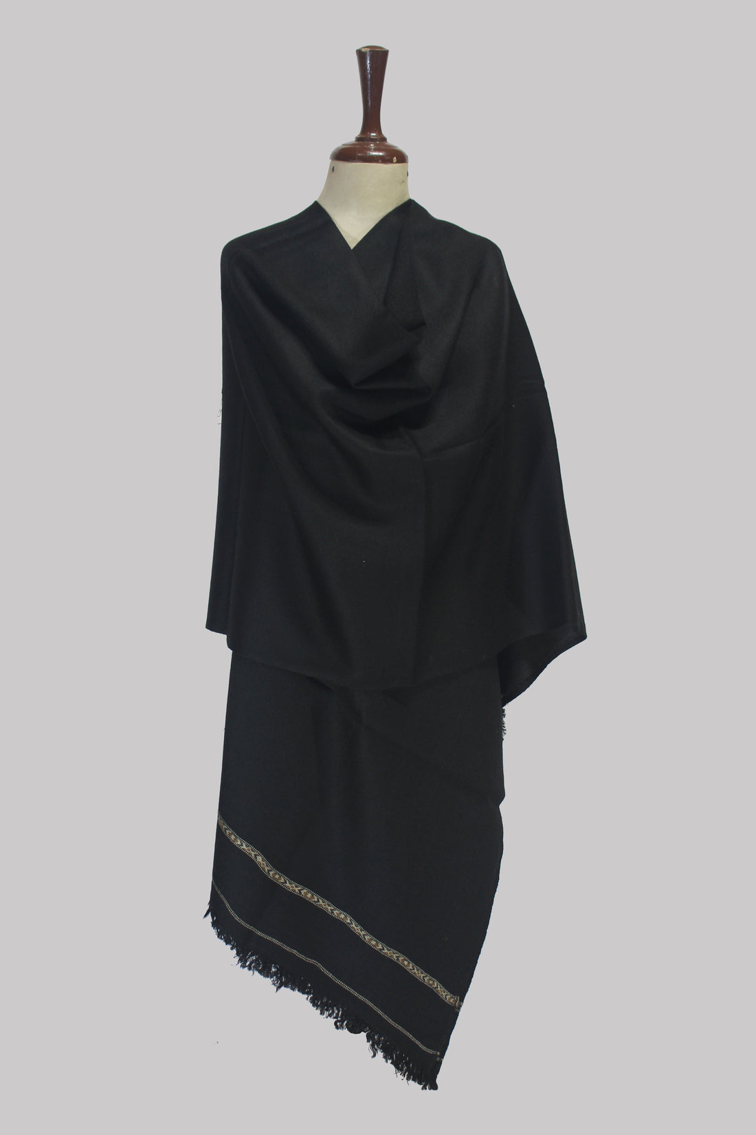 Noir Élan Pashmina Shawl